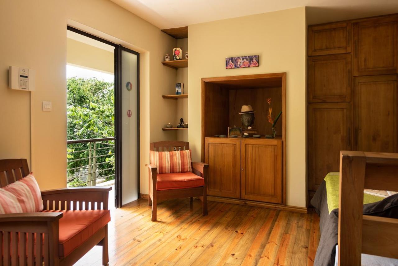 Happy Days Guest House Le Morne Exterior foto