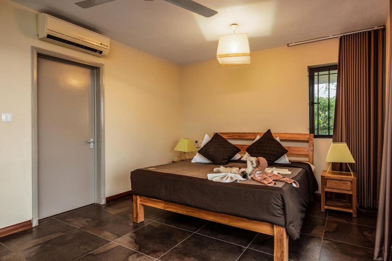Happy Days Guest House Le Morne Exterior foto